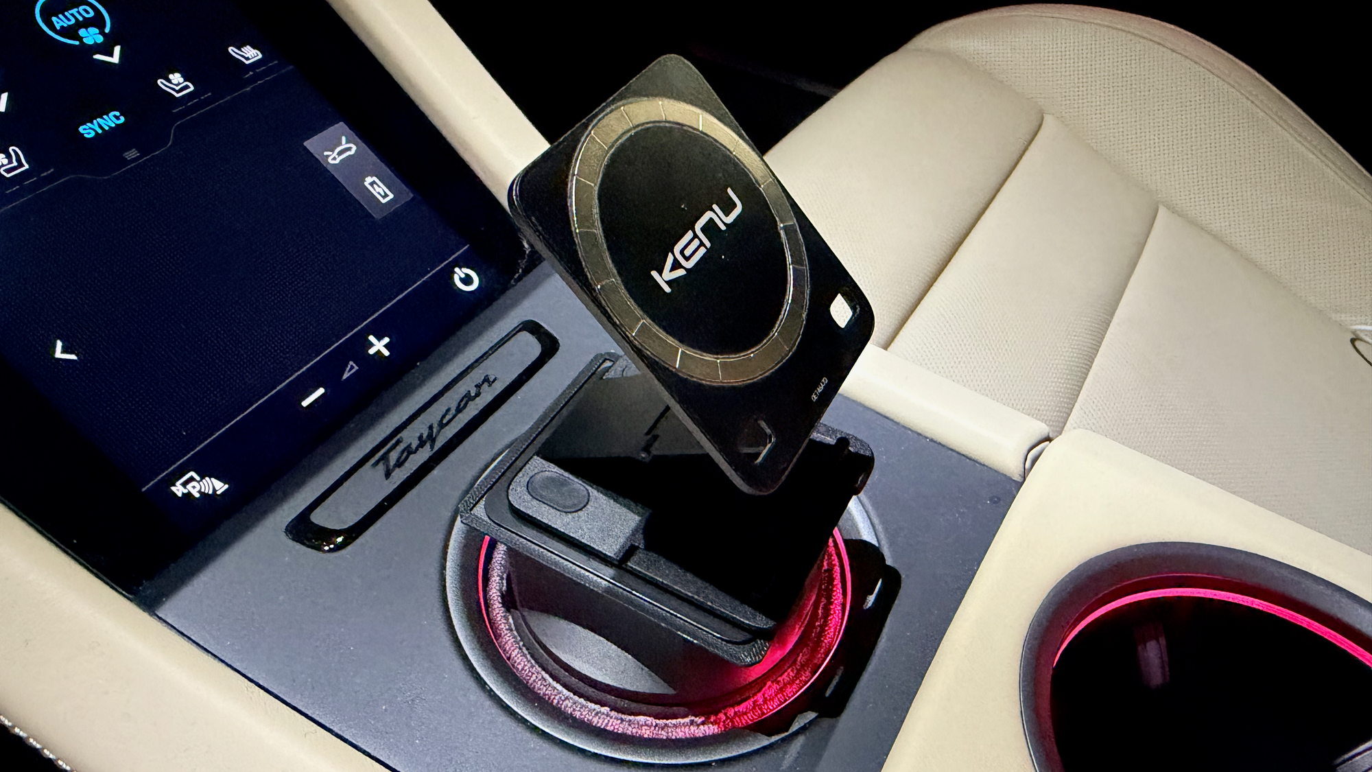 A clean Phone Mount solution for Cars using the Kenu Stance+ and a custom, 3D printed Cup Holder